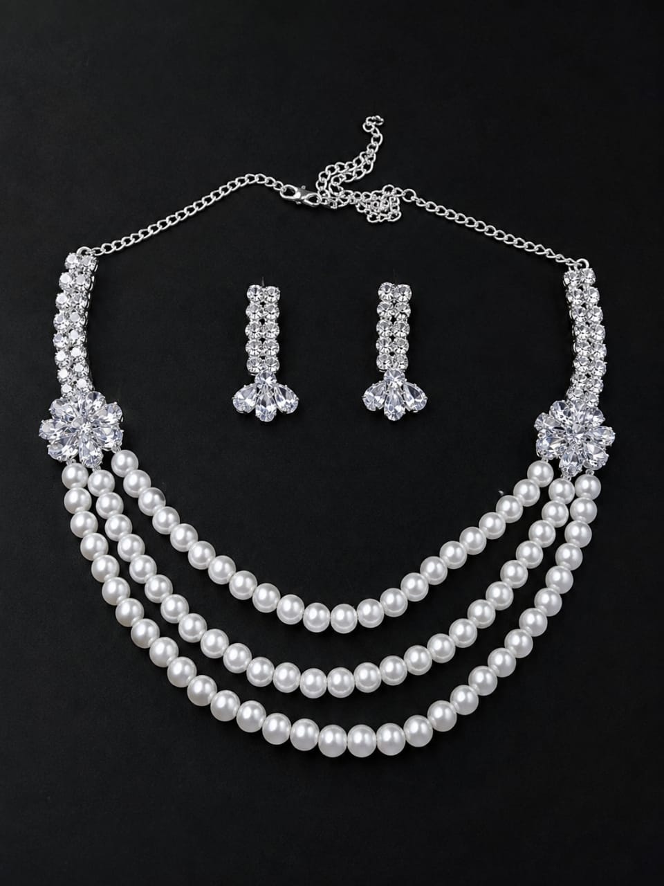 Elegant 3 layer pearl and crystal necklace set